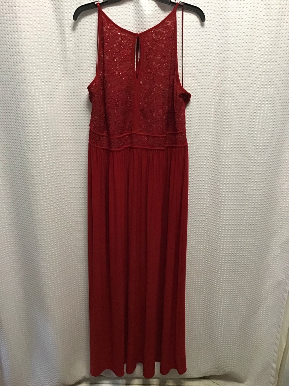 Elegant Red Sequin Bodice Maxi Dress